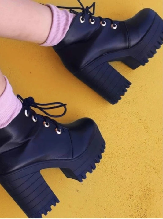 High-heel chunky heel ankle boots